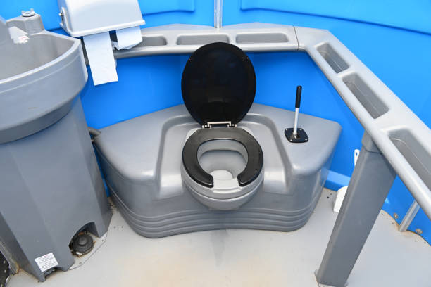 Portable Toilet Options We Offer in Gray Summit, MO